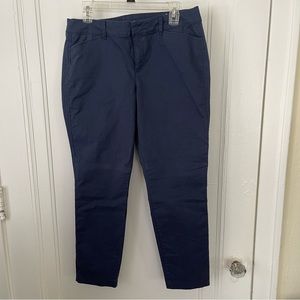 Old Navy navy pixie pants